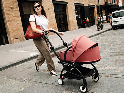 https://www.bebe9.com/media//.renditions/wysiwyg/Marque/Stokke/YOYO5/EMEA_YOYO5-26_Ecom_BB9-LandingPage_Bassinet_422x316px_EN.jpg