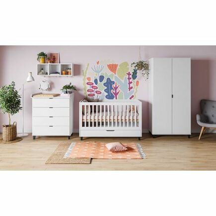 Chambre Trio Lit 70x140 Commode Armoire Simple Blanc Vente En Ligne De Chambre Bebe Bebe9 Chambre Trio Lit 70x140 Commode Armoire Simple Blanc Vente En Ligne De Chambre Bebe Bebe9