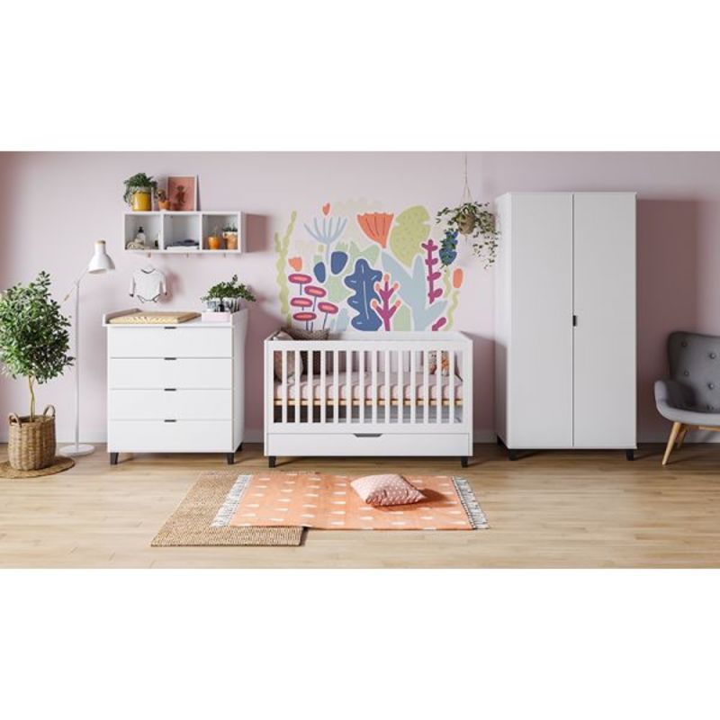 Chambre Trio Lit 70x140 Commode Armoire Simple Blanc Vente En Ligne De Chambre Bebe Bebe9