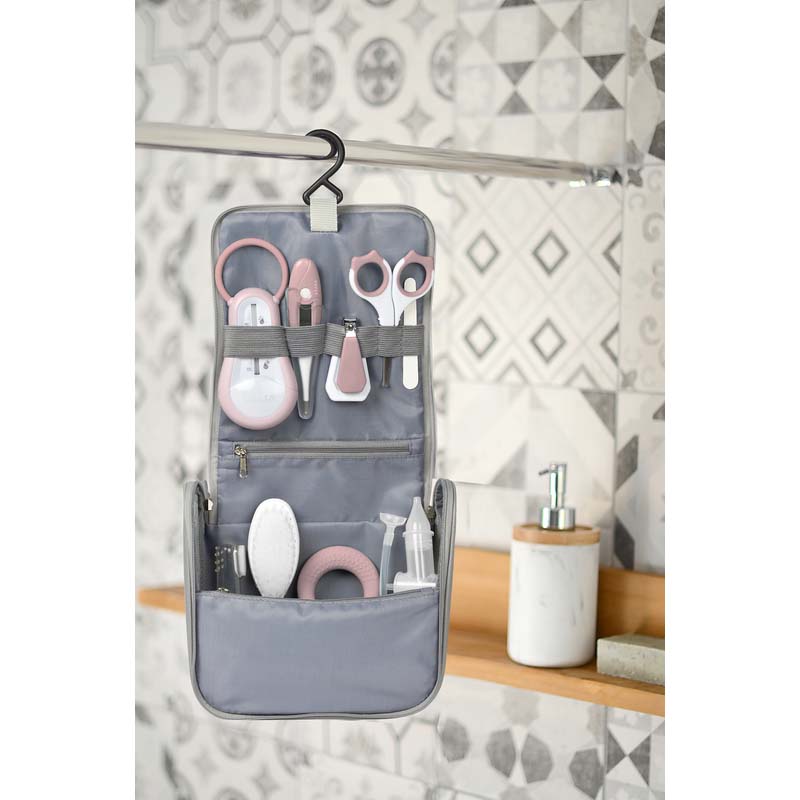 Trousse De Toilette Nomade 9 Accessoires Old Pink Beaba Vente En Ligne De Soin Bebe Bebe9