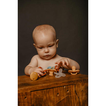 Suavinex Sucette Anatomique Réversible +18m Hygge Baby Moustache Rose -  Cdiscount Puériculture & Eveil bébé