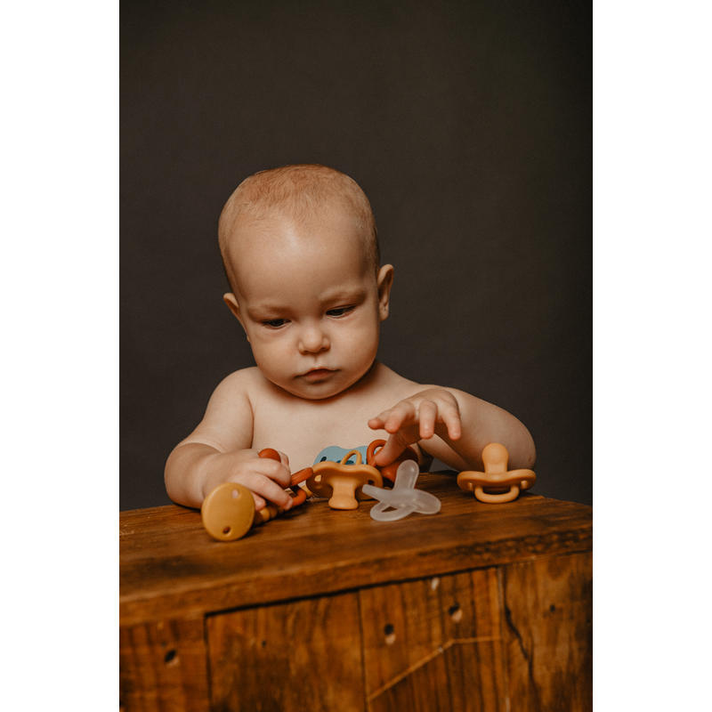 Suavinex Sucette de sommeil en silicone pour bébé 0-6 mois, sucette avec  tétine anatomique SX Pro, super douce et souple, couleu144 - Cdiscount  Puériculture & Eveil bébé