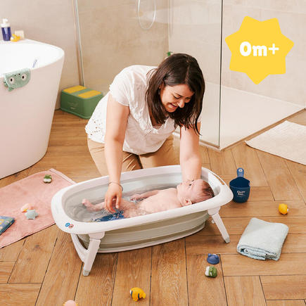 Baignoire pliable pour bébé : notre sélection et nos avis