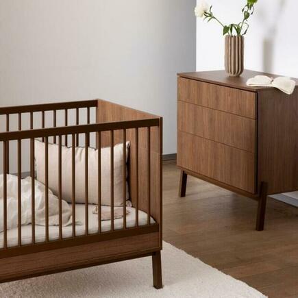 Chambre DUO Lit 70x140 + Commode ASHI Châtaignier + PAL OFFERT QUAX