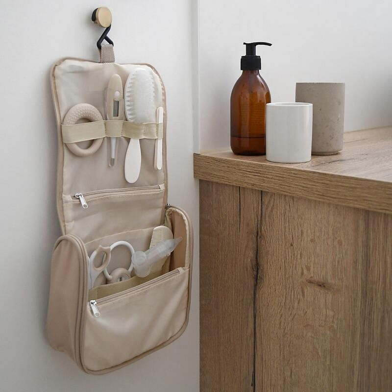 Trousse de toilette nomade 10 Accessoires - Argile - beaba