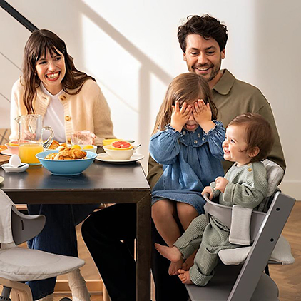 https://www.bebe9.com/media/wysiwyg/homepage/0925_MEA_Stokke.jpg